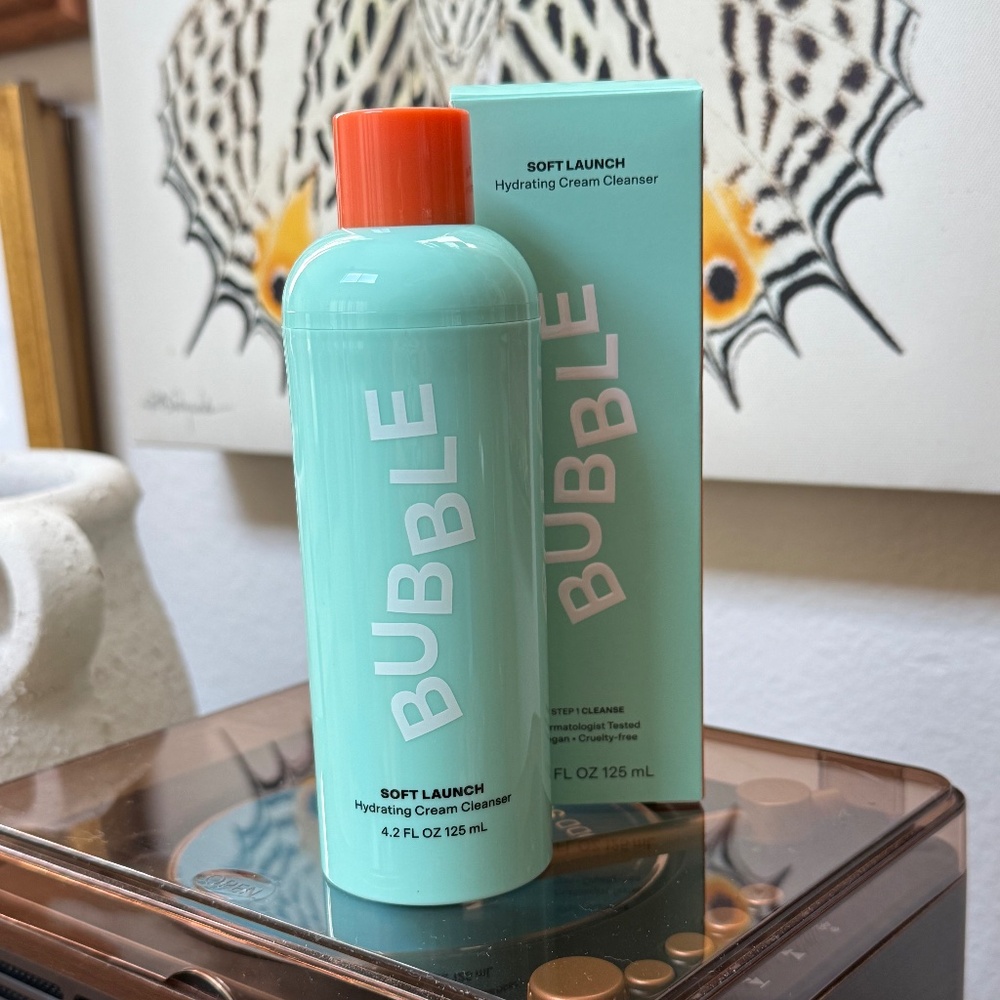 Bubble Soft Launch Hydrating Cream Cleanser